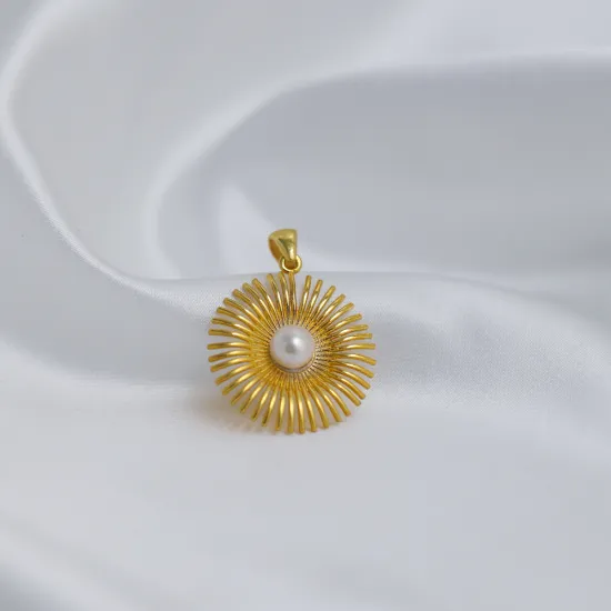 Sun Design Pearl Round Vintage Pendant Charm | 925 Sterling Silver Wholesale | Sade Silver Sun Design Pearl Round Vintage Pendant Charm - Sade 925 Silver Jewelry