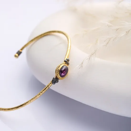 Amethyst Stone Oval 22K Gold Plated 925 Silver Vintage Bangle | 925 Sterling Silver Wholesale | Sade Silver Amethyst Stone Oval 22K Gold Plated 925 Silver Vintage Bangle - Sade 925 Silver Jewelry